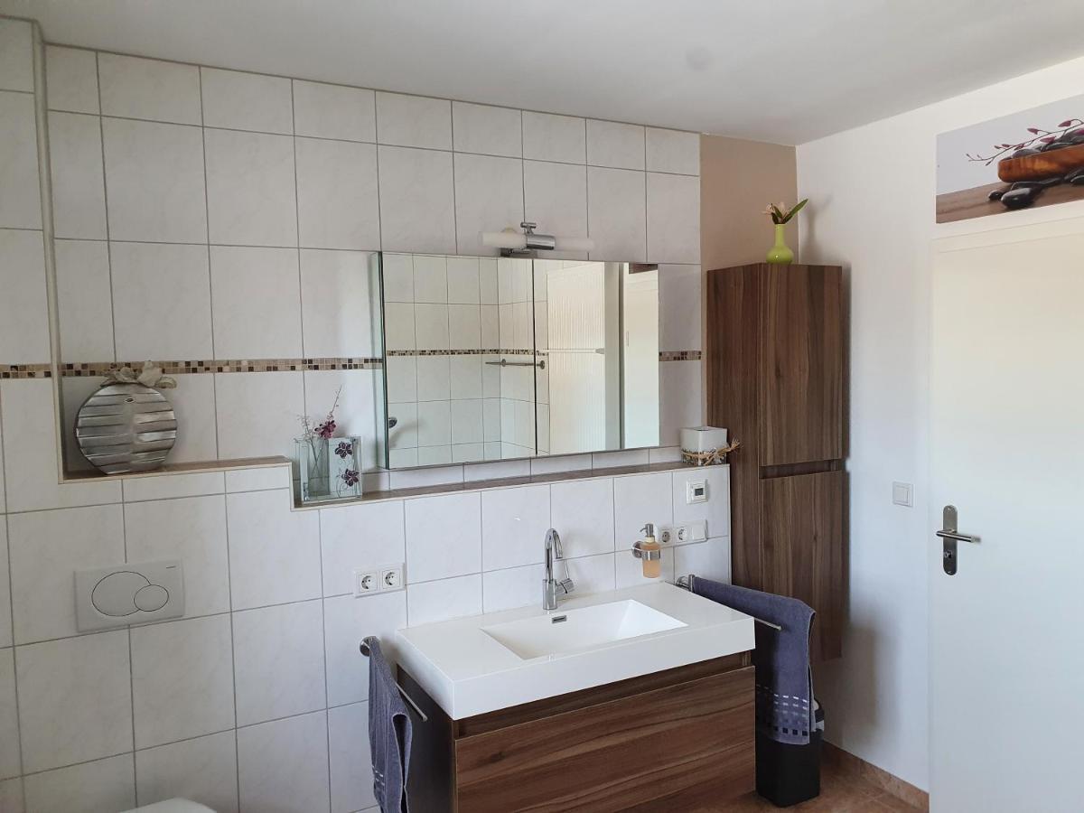 קלהיים Ferienhaus Am Donauspitz מראה חיצוני תמונה
