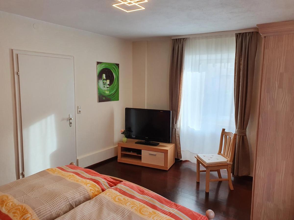 קלהיים Ferienhaus Am Donauspitz מראה חיצוני תמונה