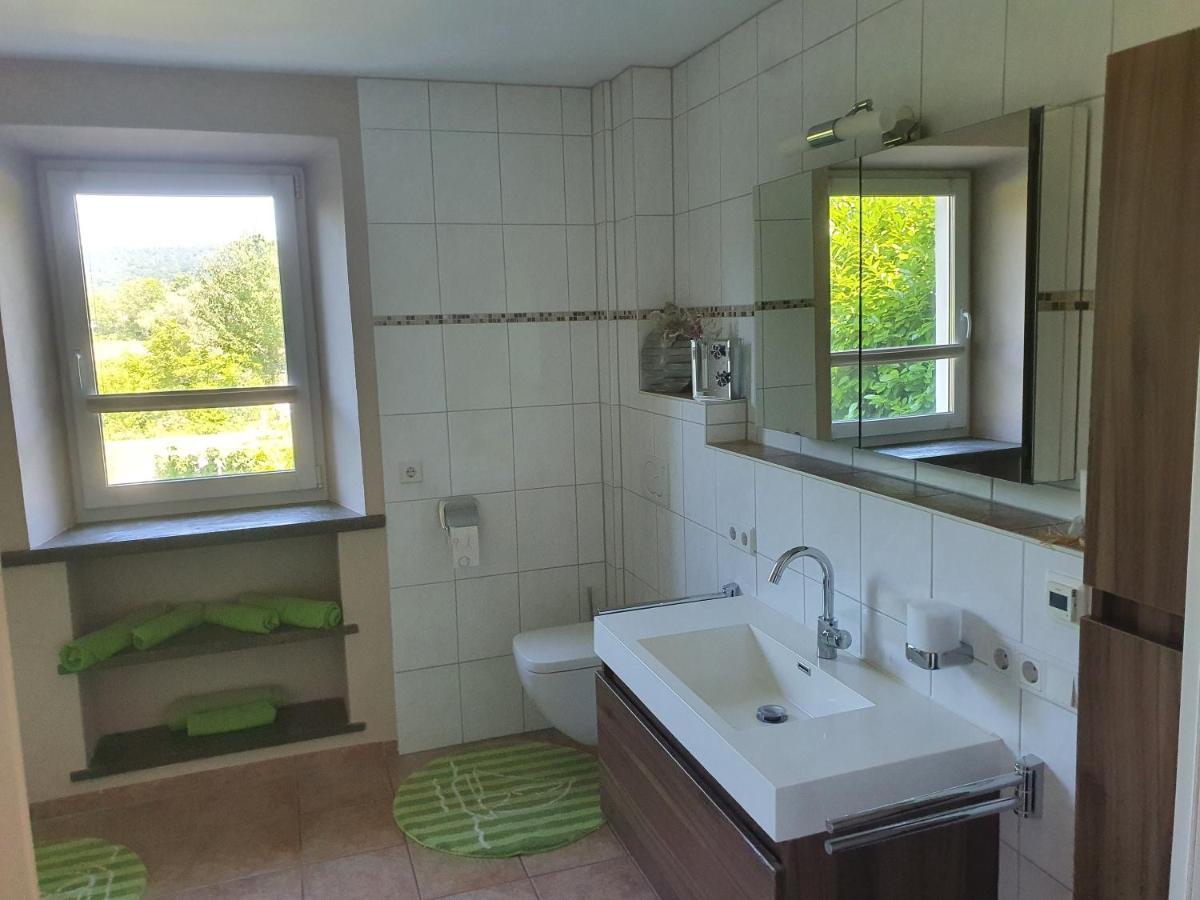 קלהיים Ferienhaus Am Donauspitz מראה חיצוני תמונה